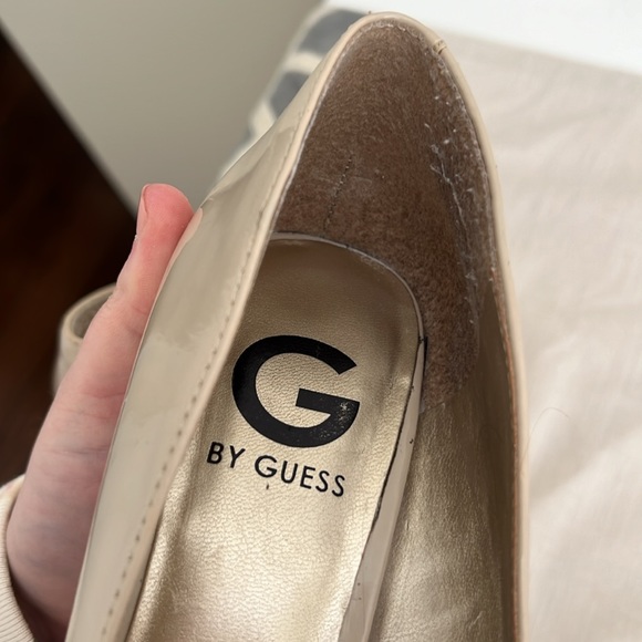 Guess beige pumps with platform size 8 - Picture 5 of 10